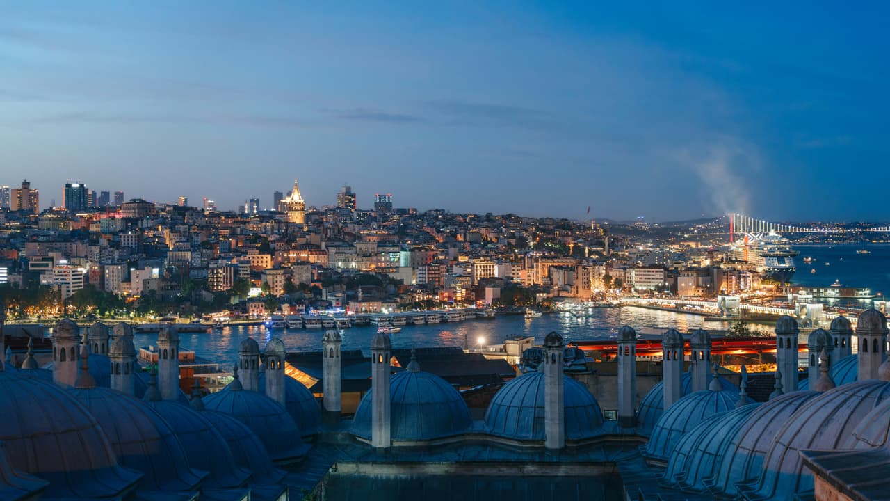 Gece İstanbul manzarası